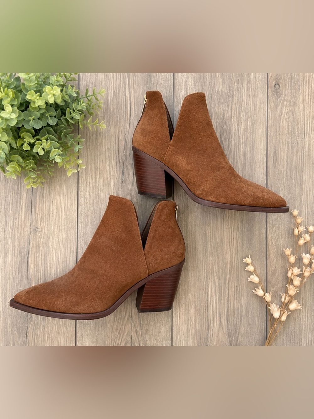 Vince Camuto Brown Suede Western  Pointed Toe Ankle Booties Womens 11